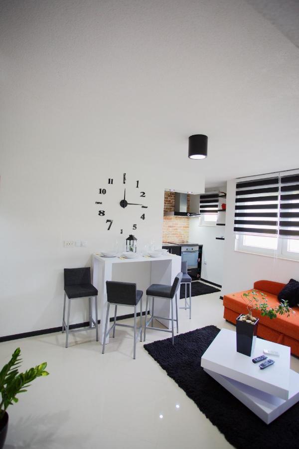 Mokaa Apartment Mostar Buitenkant foto